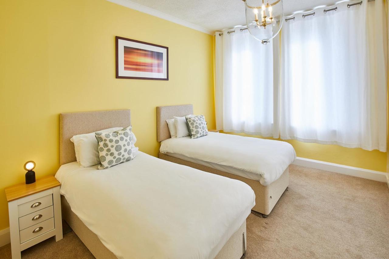 Host & Stay - 4 Metropole Towers Whitby Eksteriør bilde